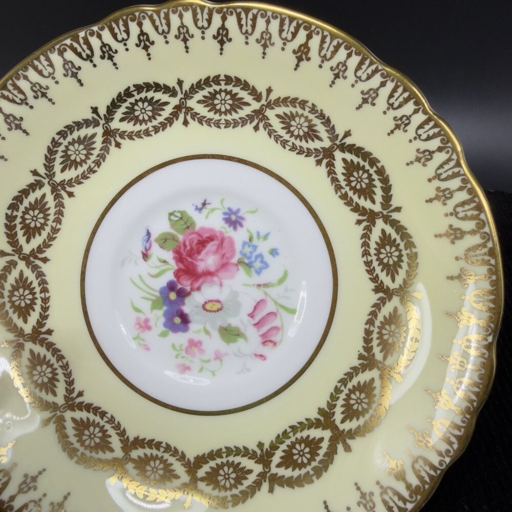 Antique Paragon Cabbage Rose Tea Cup and Saucer Set Heavy Gold Pattern England - Picture 3 of 16